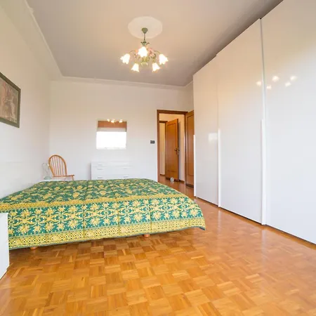 Albatros Apartment